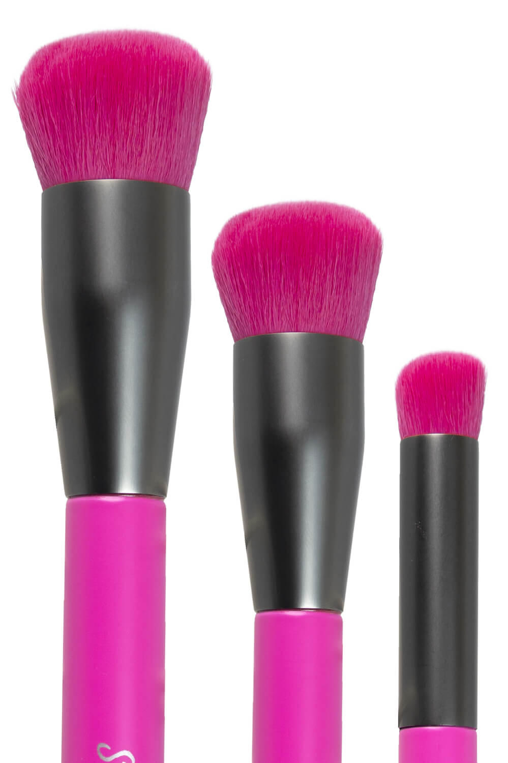 sokkertantes_brushes_kabuki_facebrush_set